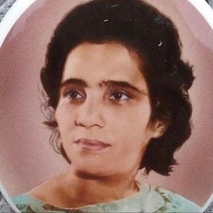 Meet your Posher, Lourdes